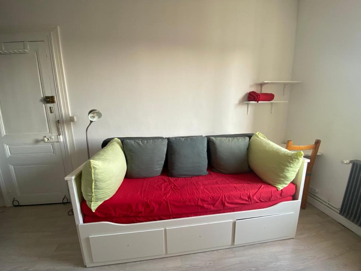 Petit Studio Confortable Pour Deux Personnes - 037 Rouen Exterior foto
